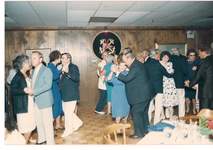 1980s_Dancing-at-Club
